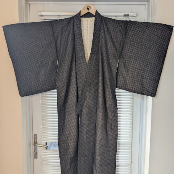 Kimono - Picture 1 of 5